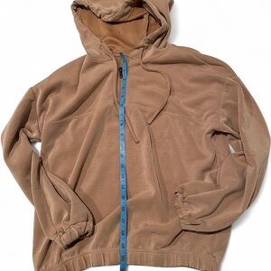 Size: Small/Medium | Tan 3/4 Zip Hoodie